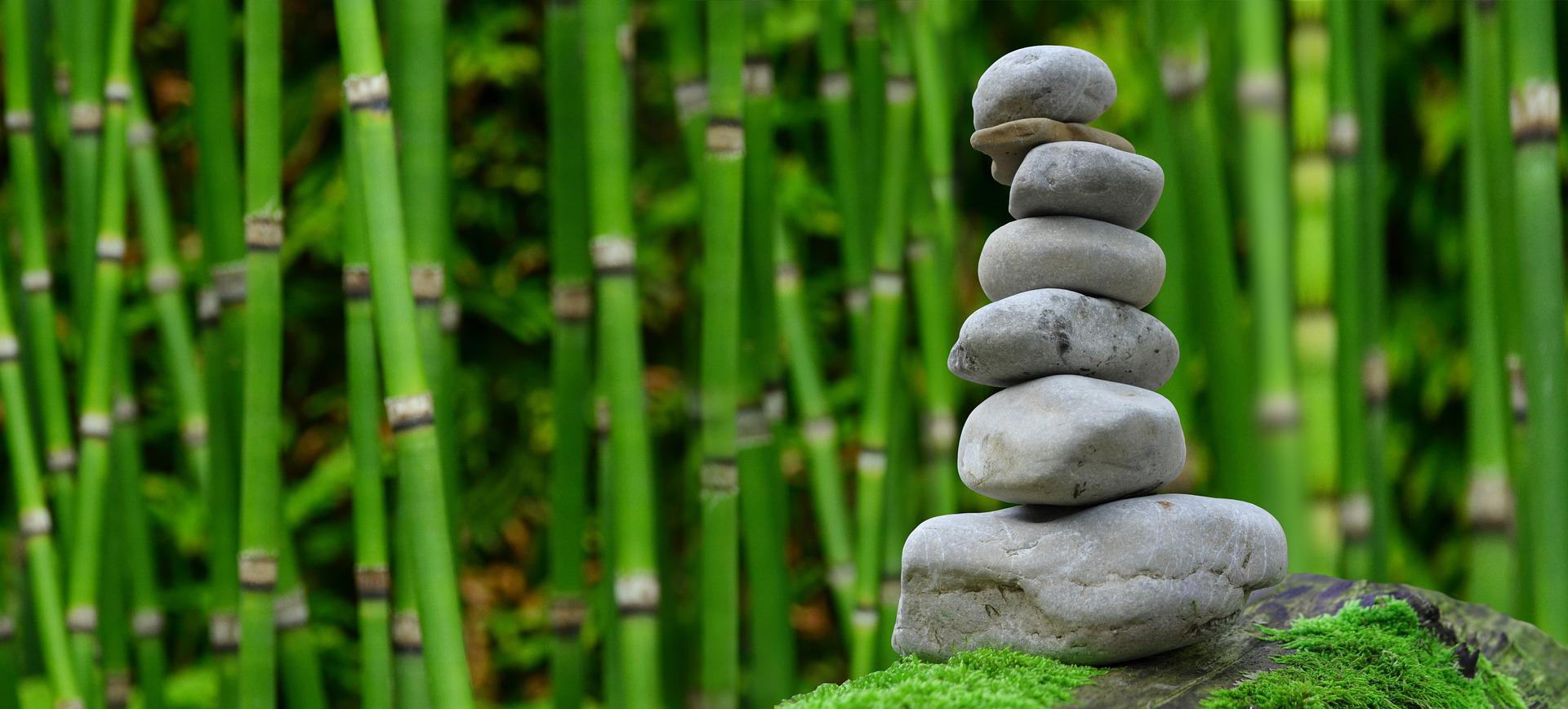 Massages4u - Warm Bamboo Massage